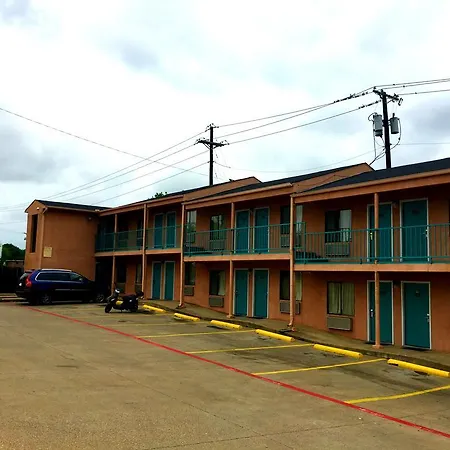 Crown Inn Grand Prairie-2