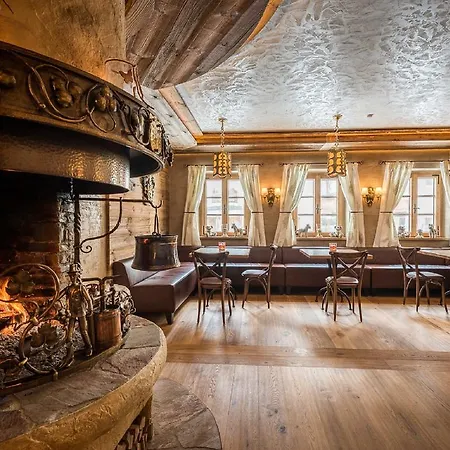 Hotel Alpenrose-2