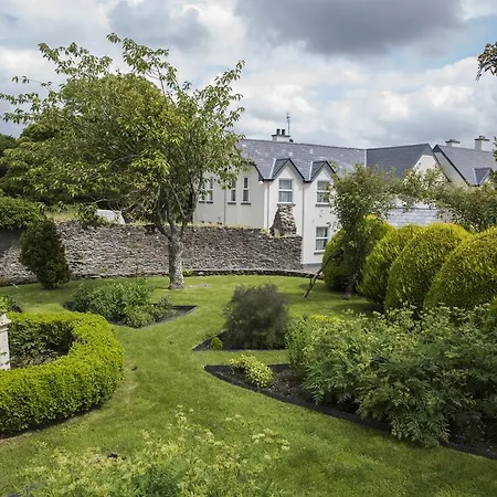 Woodhill House-2