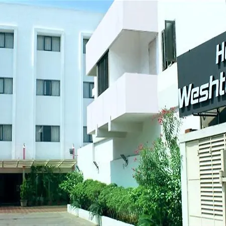 Hotel Weshtern Park-3