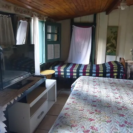 Pouso das Glicínias - B&B-3
