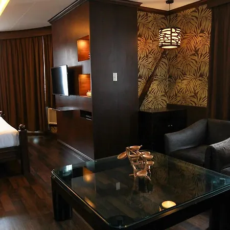Best Western Hotel La Corona Manila-3