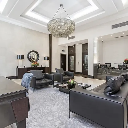 130 Queen'S Gate Apartments-3