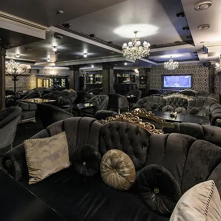Premium Hotel-2