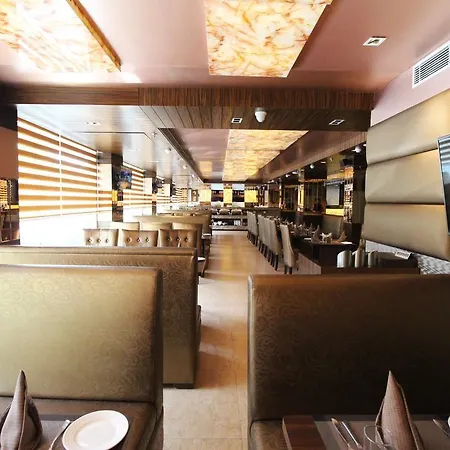 Hotel Golden Grand-2