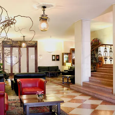Astoria Hotel Italia-2