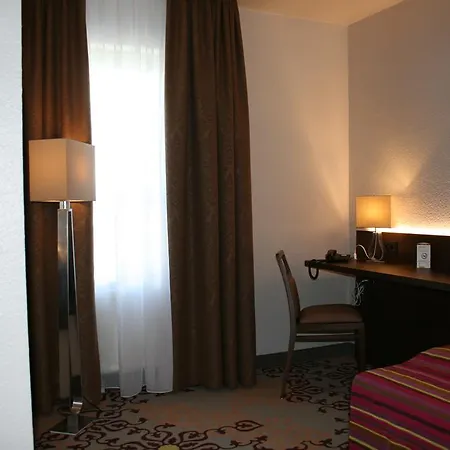 HOTEL PARQÉO im A66-2