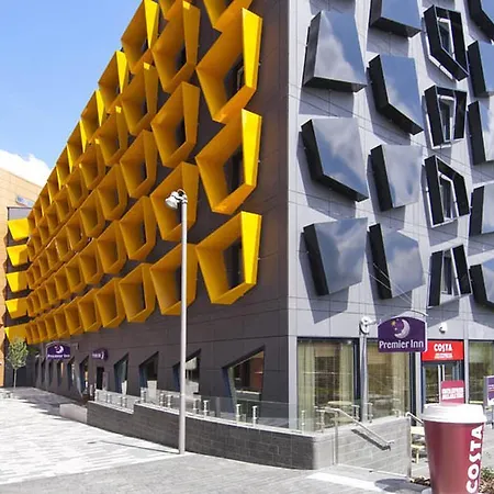 Premier Inn Manchester Bury-3