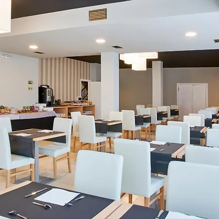 Hotel Can Pamplona-2