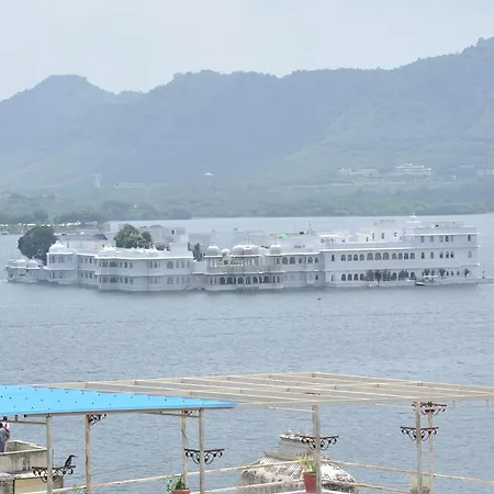 Hotel Gangaur Palace-3