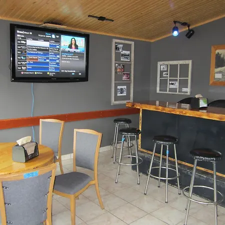 Alcan Motor Inn-2