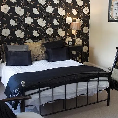 Shieldhill Castle Hotel-3