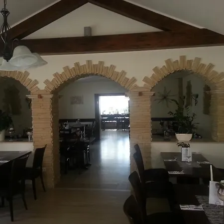Hotel Restaurant Platamon-2