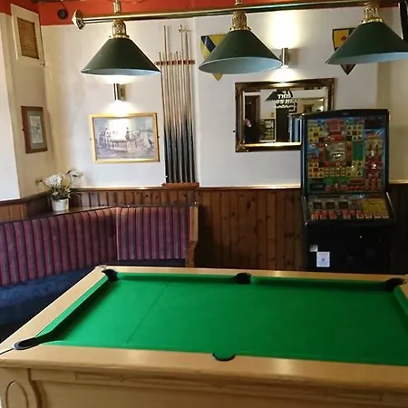 The King'S Head Hotel-3