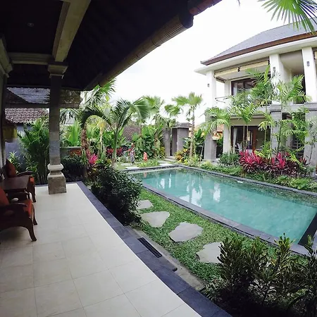 Cahyatika Bed & Breakfast-3