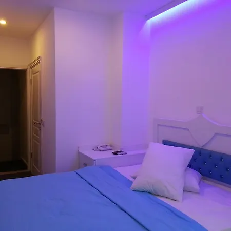 Lancelot Hotel-2