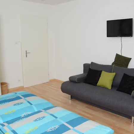 Guesthouse Casa Esperanza Basel-3