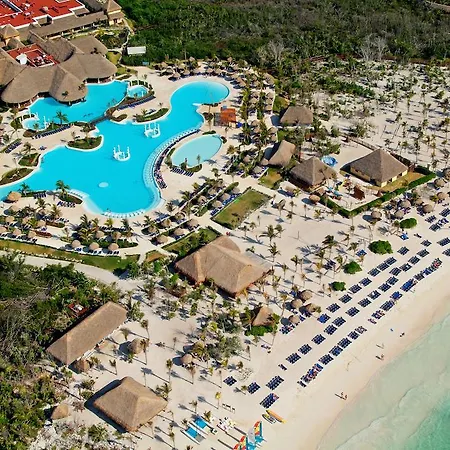 Grand Palladium Select White Sand Resort & Spa-2