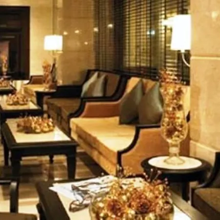 Gulliver'S Tavern Hotel-2