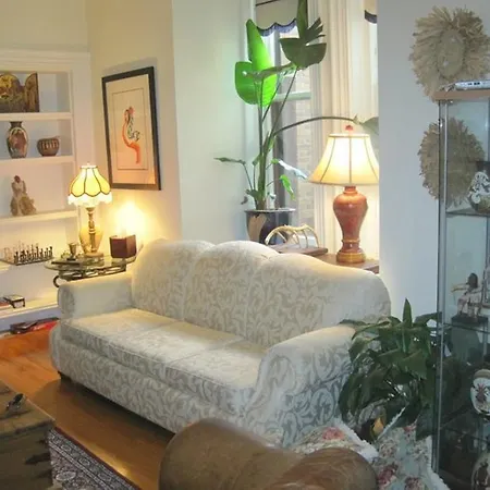 Turtle Island Bed And Breakfast-3