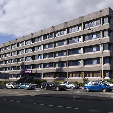 Premier Inn Aberdeen City Centre-2