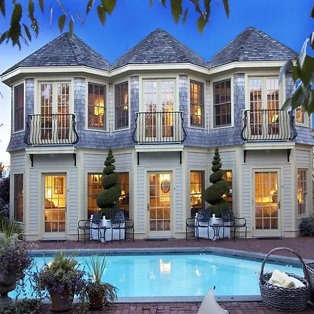 Brass Key Guesthouse Adults Only-2