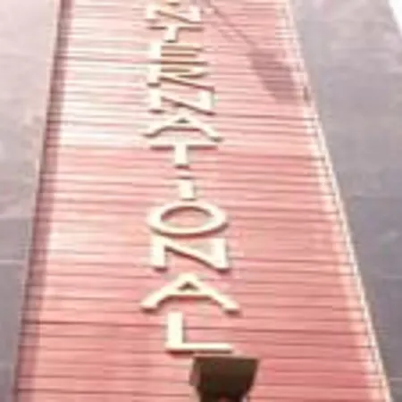 Hotel International-2