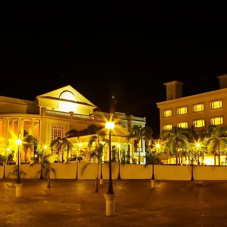 Camelot Hotel-2