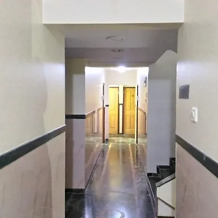 Hotel Palms-2