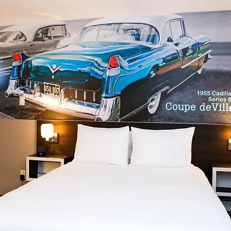 Cadillac Motel Niagara-2