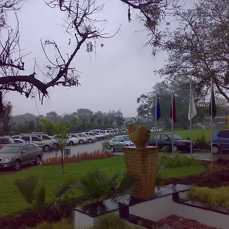 Golden Landmark Resort-3