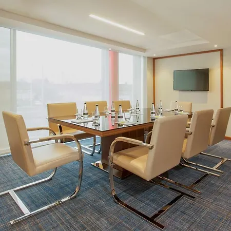 Hyatt Place West London Hayes-3