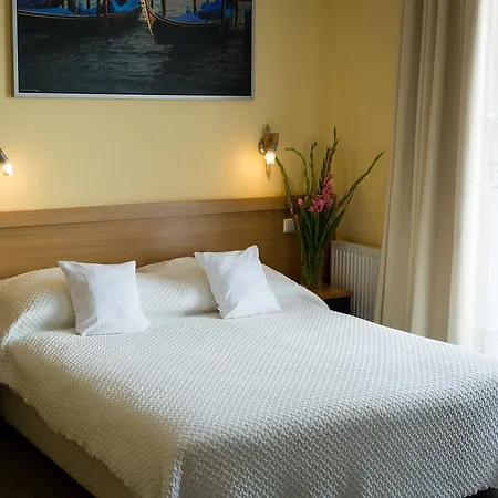 Wm Hotel System Sp. Z O.O.-3