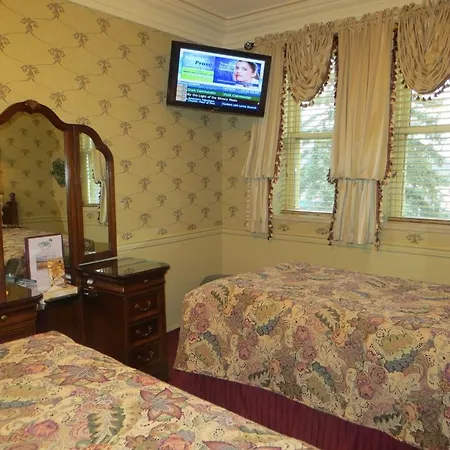 Athabasca Hotel-3