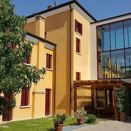 Unahotels Eco Hotel Villa Costanza Venezia-3