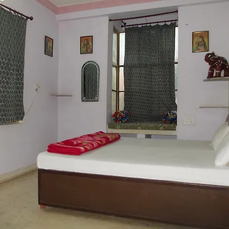 Raj Mahal Guest House-3
