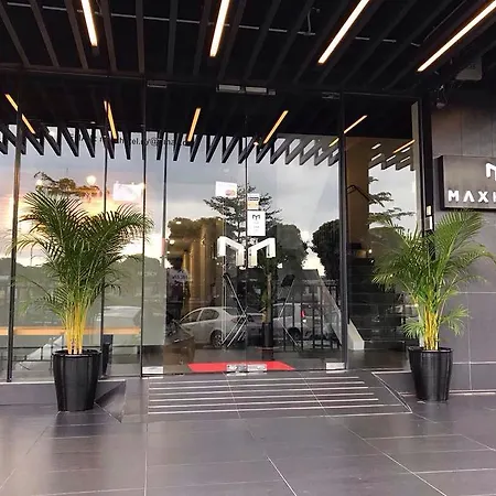 Max Hotel Subang Jaya-3