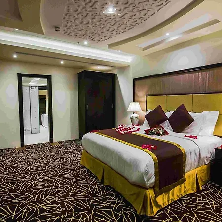 Rest Night Serviced Apartments- Alhamra-3