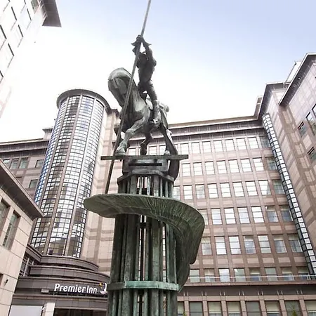 Premier Inn London Blackfriars - Fleet Street-3