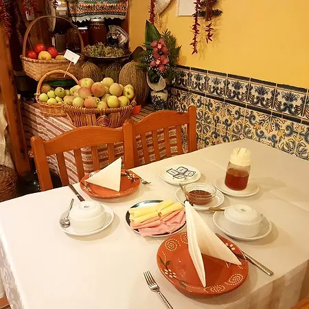 Caldeira Guest House-2