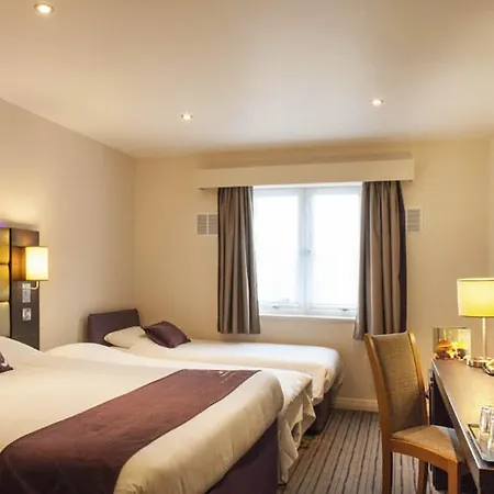 Premier Inn Dundee Centre-3