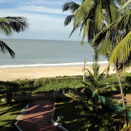 Club 7 Beach Resort-2