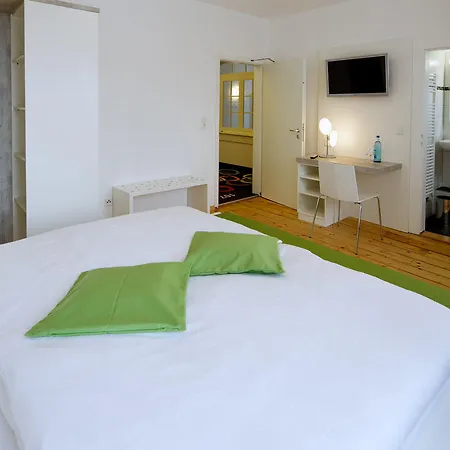 Hotel Karolinger Hof-2