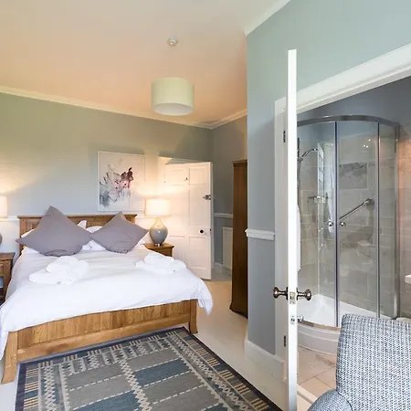 Kilmaronock Manse B&B-3