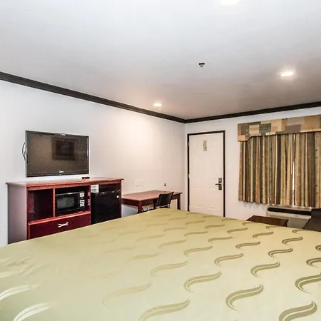 Americas Best Value Inn Fort Worth-3