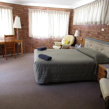 Beach Drive Motel-2