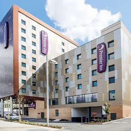 Premier Inn London Brentford-3