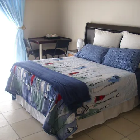 Tropical Paradise Guest House-2