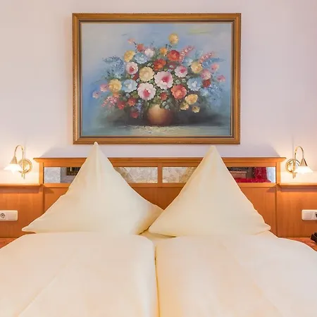 Hotel Bayernland-3