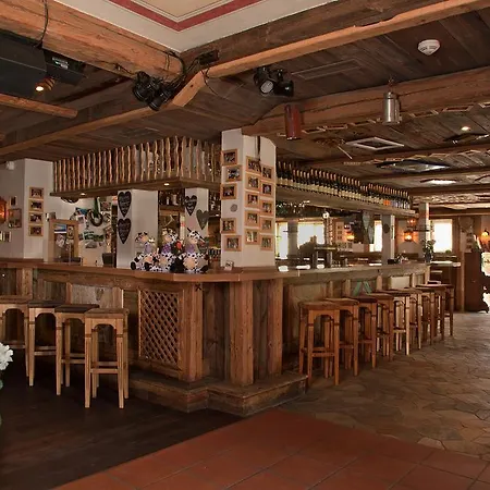 Gaestehaus Dorf-Alm-2